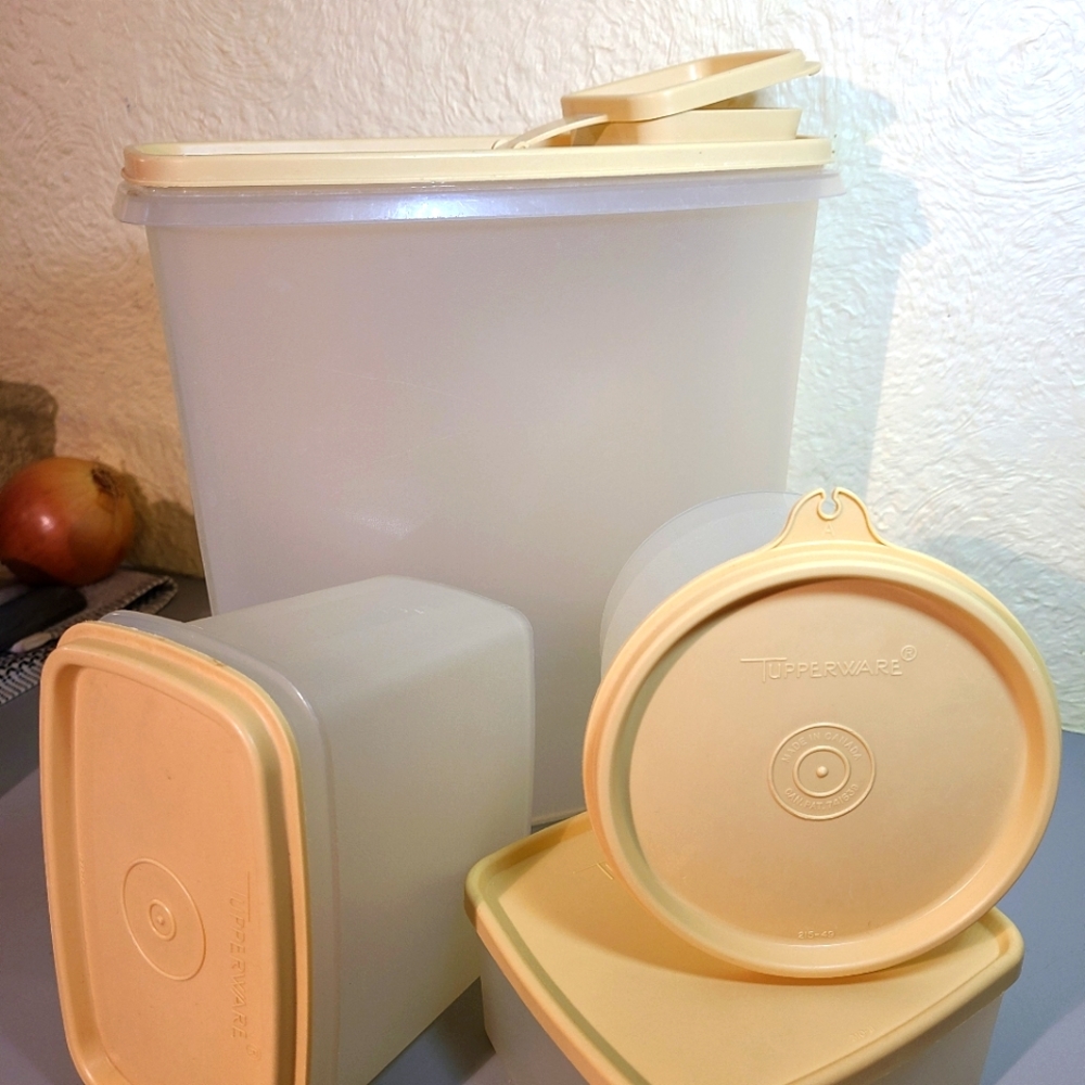 Vintage Yellow Tupperware 4 pc. Set